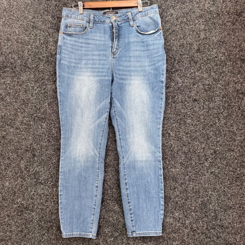 Judy Blue Slim Fit Medium Wash High Rise Jeans Size 13/31 JB82284-JS MD